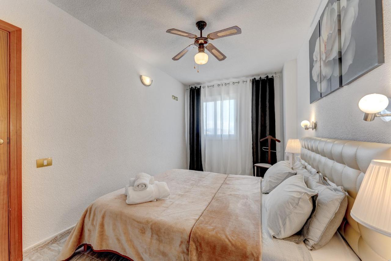 Torres Del Sol Beach Front Apartment Ph06 Los Cristianos  Dış mekan fotoğraf